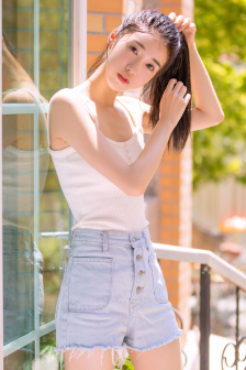 少妇人妻真实偷人精品视频